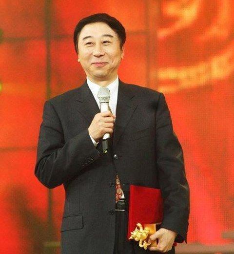 李克明家庭背景